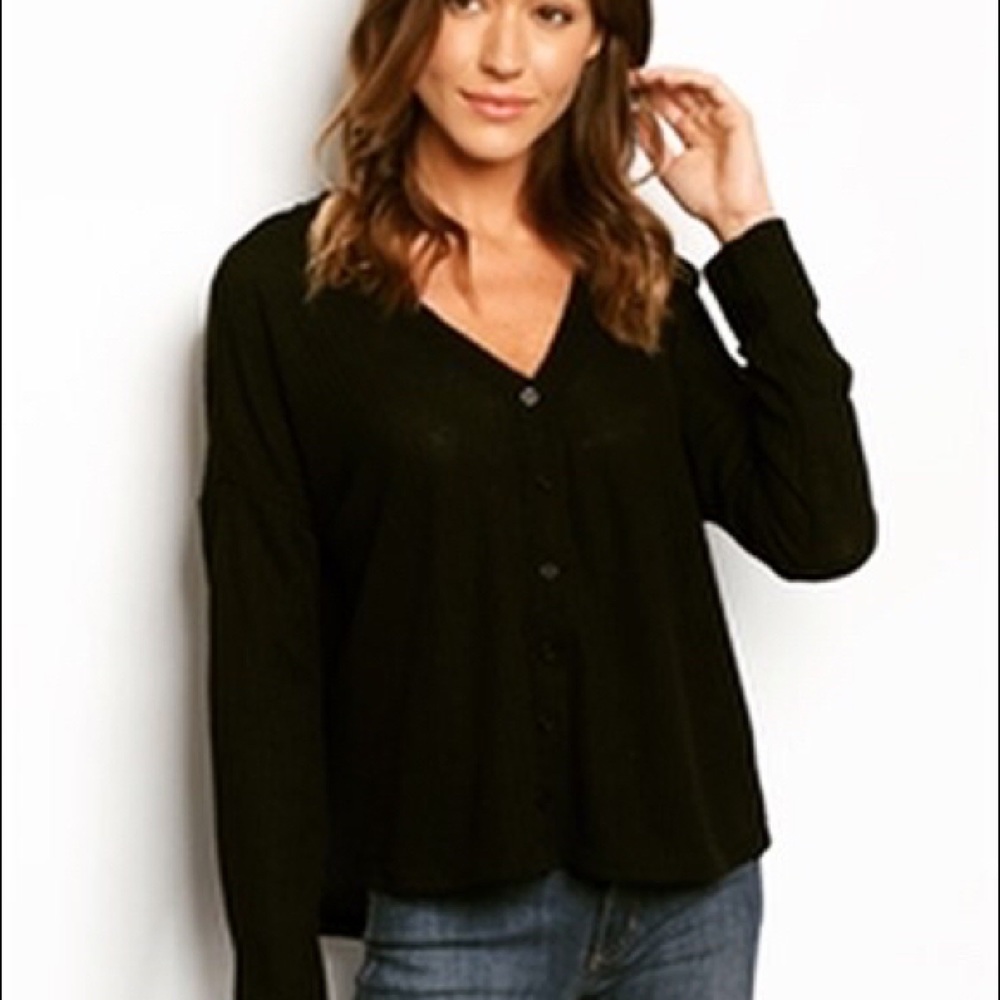Women's Long Sleeve Button-up Top